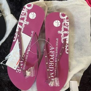 Pink sandals, for woman